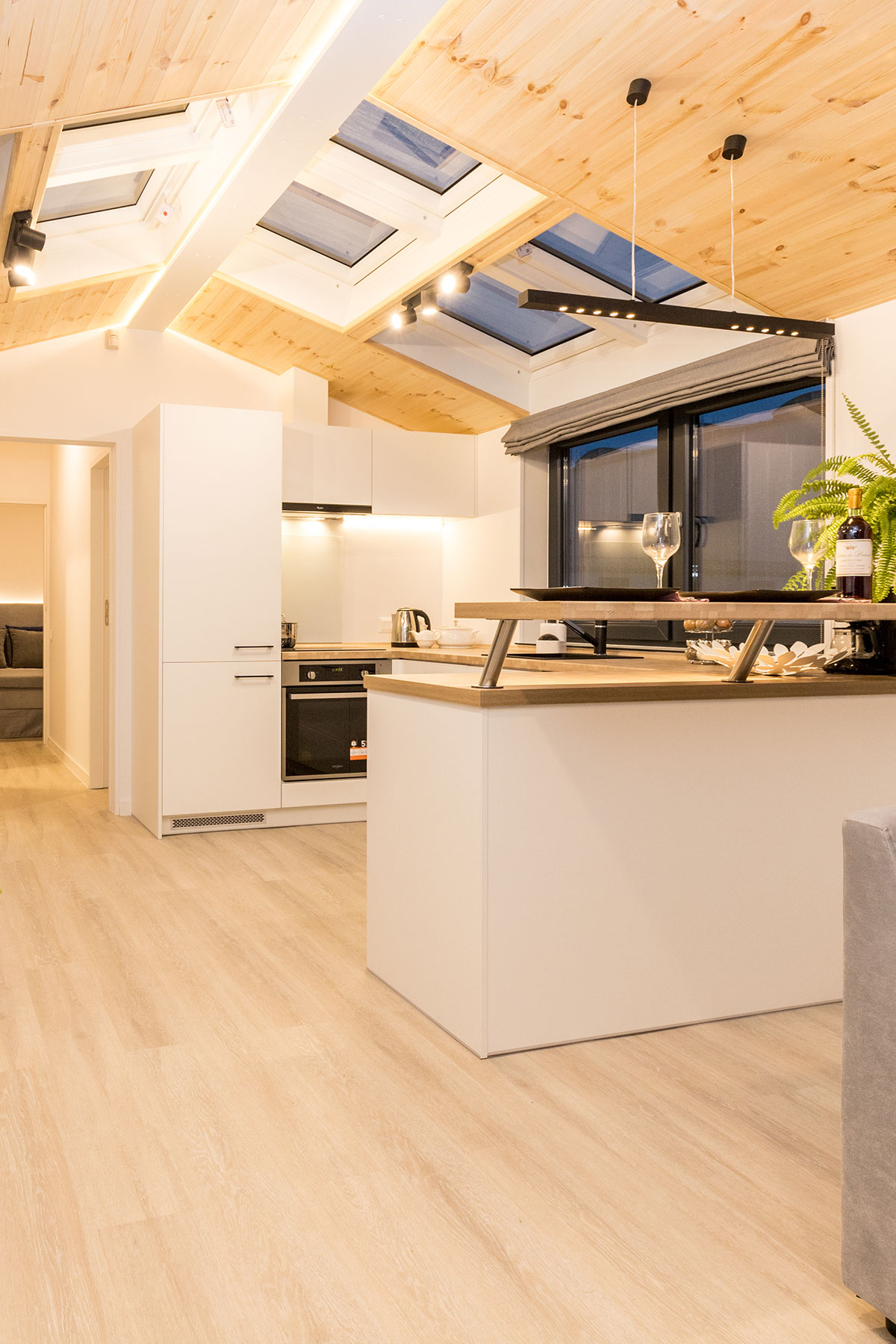 Tiny House Innen mit Küche